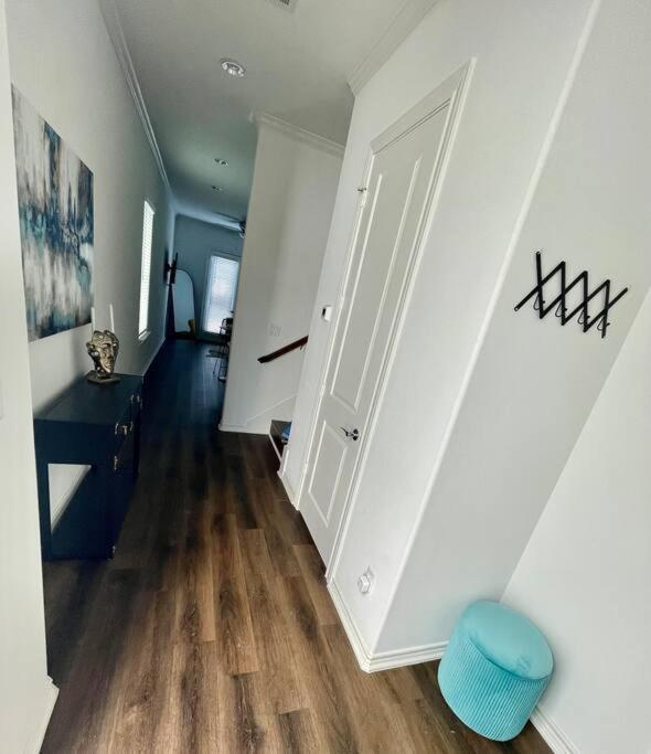 Вилла Chic Urban Living Minutes From I-45 And I-610 #A Хьюстон Экстерьер фото